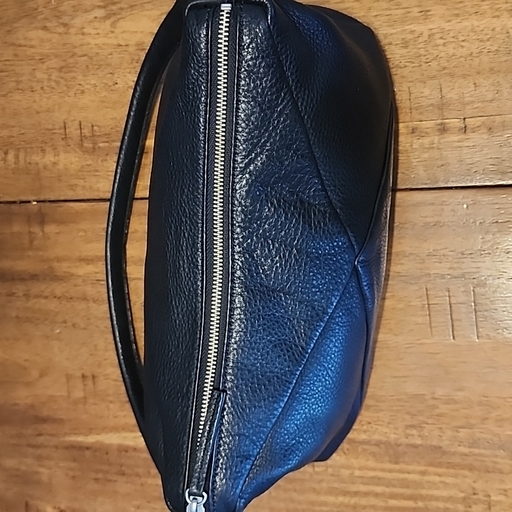 Calvin Klein Black Shoulder Bag with Geometric Design - Picture 11 of 16